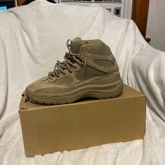 Adidas Yeezy Desert Boot “rock”